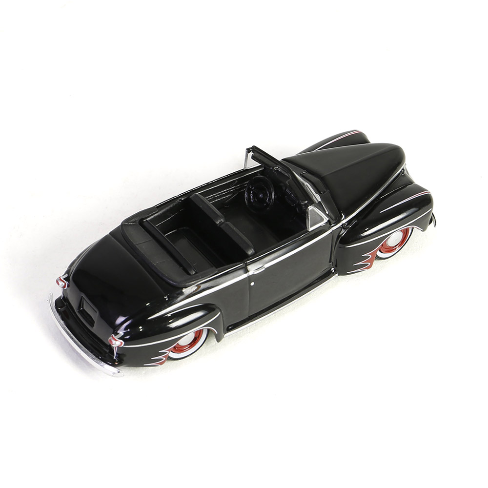Deluxe Convertible