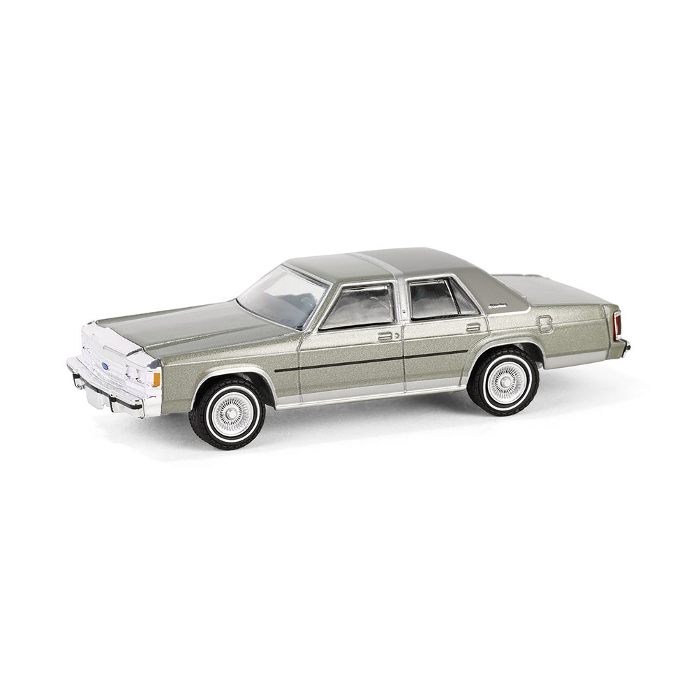 LTD Crown Victoria