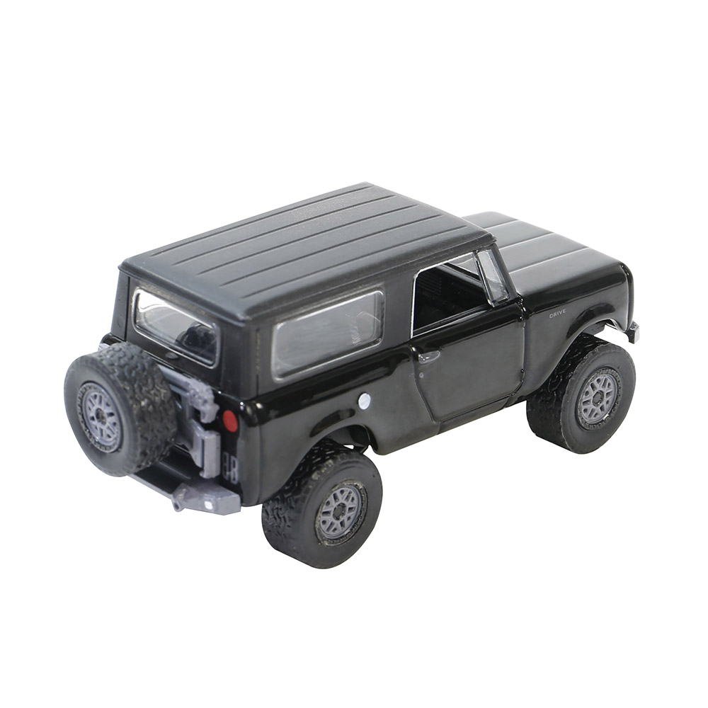 Harvester Scout Lifted