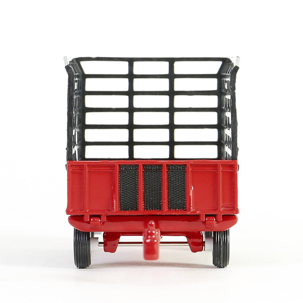 Bale Throw Wagon