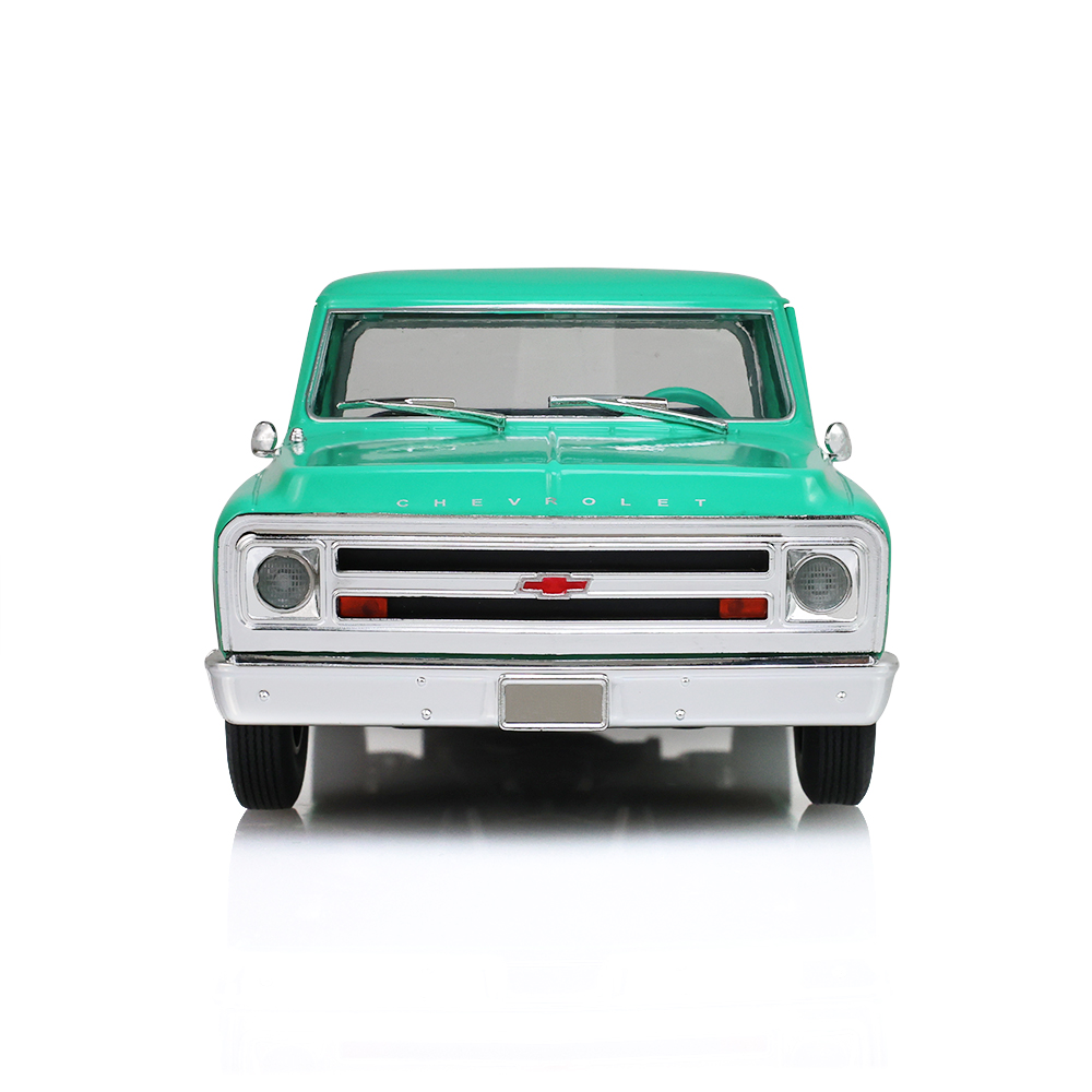 1968 Chevrolet C10 - Holley Speed Shop