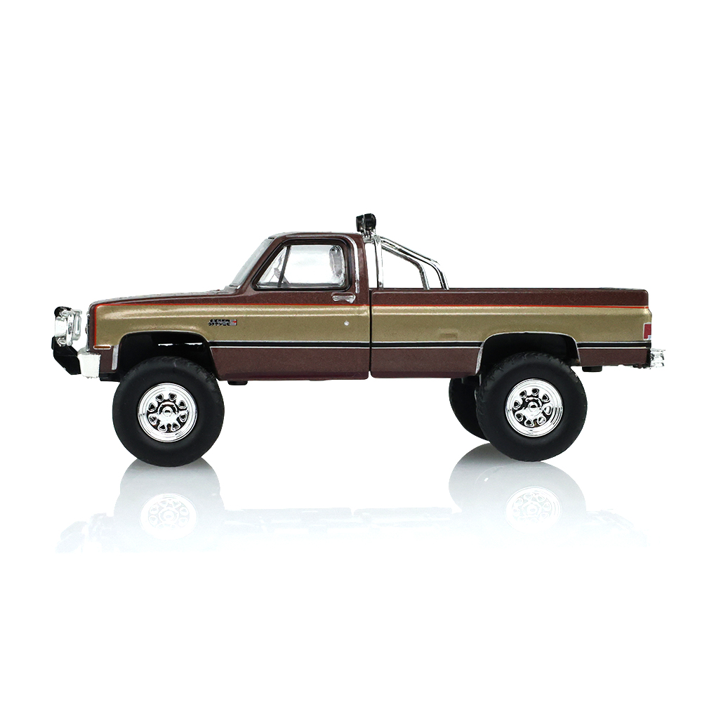 Fall Guy Stuntman Association - 1982 GMC K-2500 Sierra Grande Wideside Solid Pack