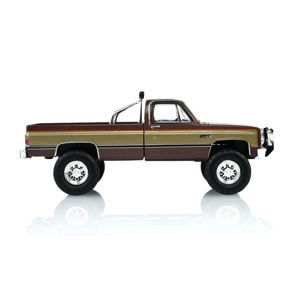 Fall Guy Stuntman Association - 1982 GMC K-2500 Sierra Grande Wideside Solid Pack