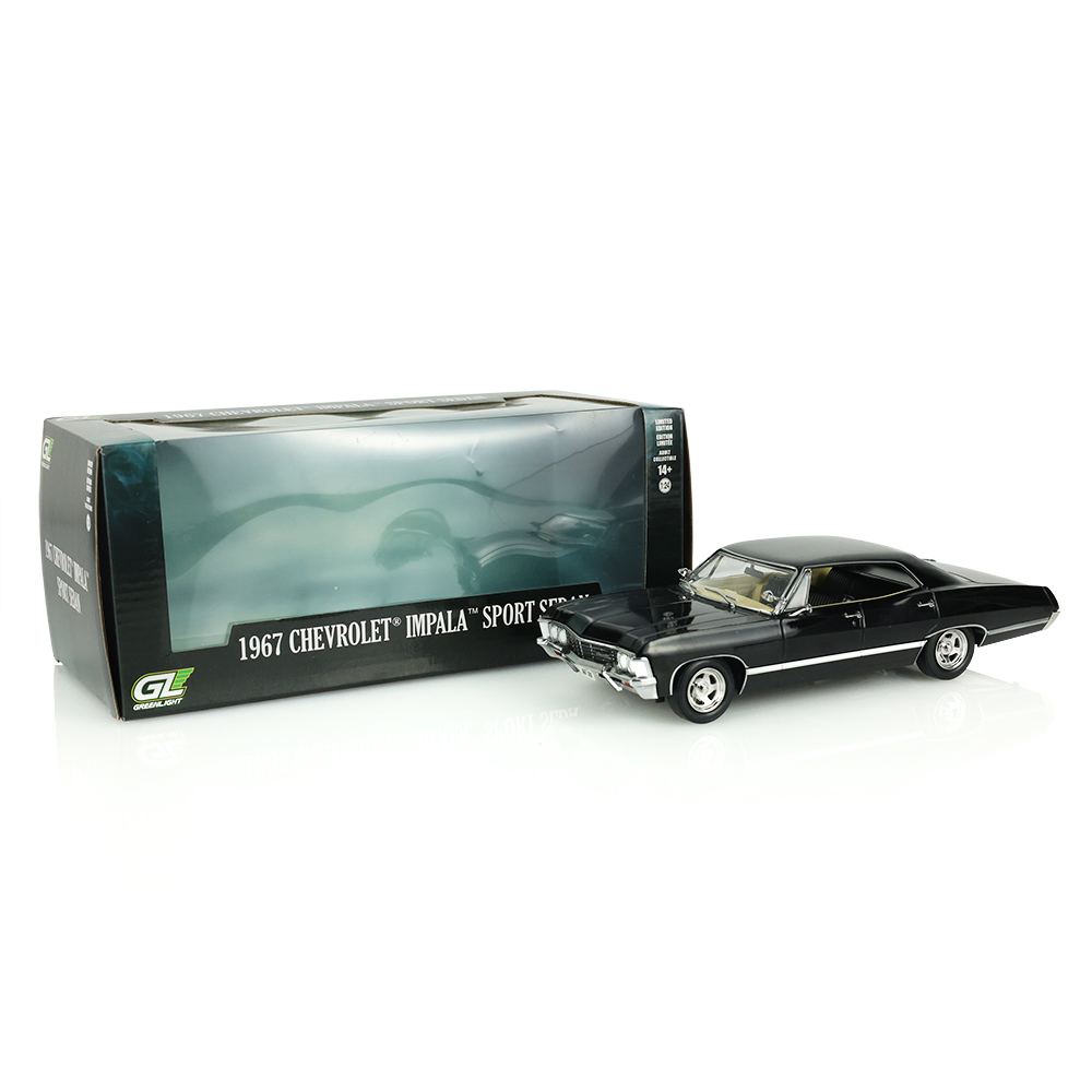 1967 Chevrolet Impala Sport Sedan - Tuxedo Black