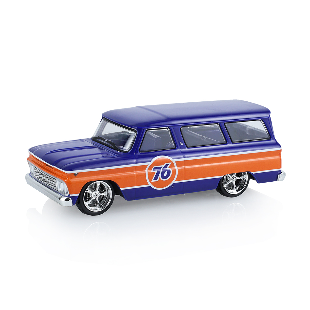 1966 Chevrolet Suburban - Union 76