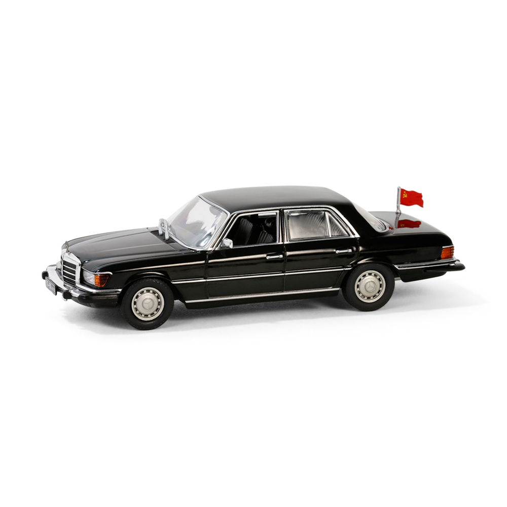 Rocky IV (1985) - 1977 Mercedes-Benz 450 SEL (W116)